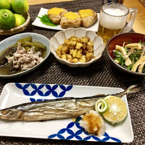 さんまの塩焼きで晩酌♬ by もりはん [クックパッド] みんながのせた献立 さんまの塩焼きで晩酌♬ by もりはん