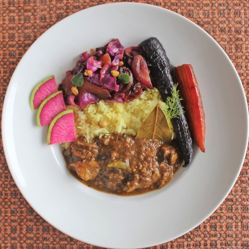 カレー初めは牛すじカレー♬うちメシ最高!