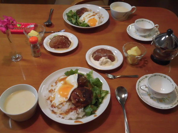 ロコモコ丼