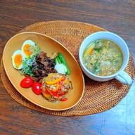 バルサミコライス　野菜と焼売のスープ