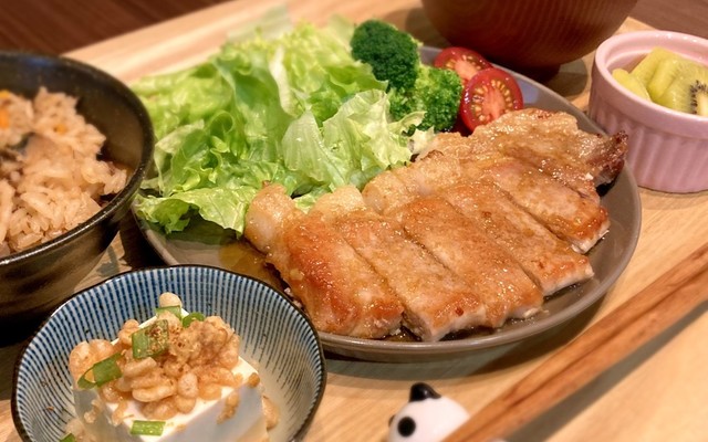 献立 ポーク ステーキ