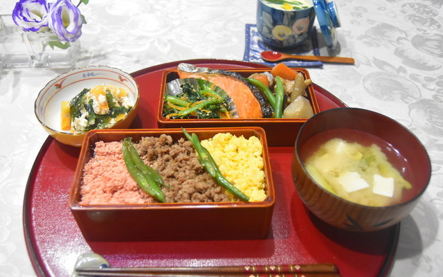 鶏そぼろ 三色丼の献立 クックパッド 簡単おいしいみんなのレシピが359万品