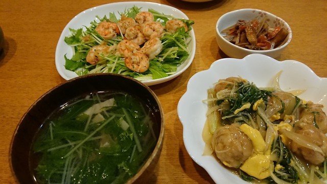 豚コマ団子と水菜消化の旦那の夕食 By しんにし クックパッド みんながのせた献立