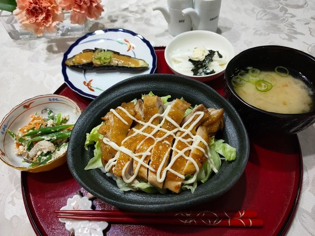 毎日の献立 丼 飯物 鶏照り焼き丼 By Mielle クックパッド みんながのせた献立