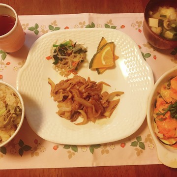 豚の生姜焼き&牡蠣飯✨