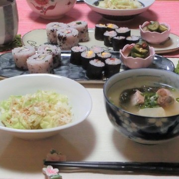♡テビチ汁と簡単巻き寿司で夕ご飯♡