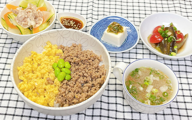 そぼろ丼の献立 クックパッド 簡単おいしいみんなのレシピが376万品