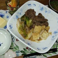 簡単すき焼き風！野菜たっぷり肉豆腐の夕食