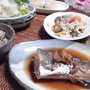 551719bf5a3ac6405baead5165456650