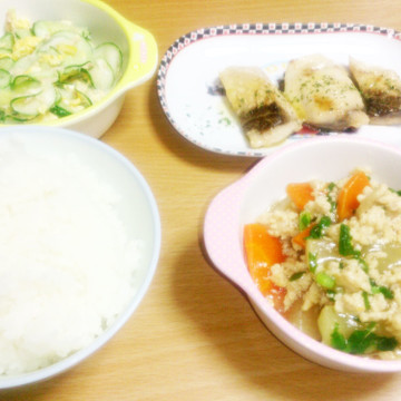 鶏挽肉と大根の晩御飯(*´˘`*)♡