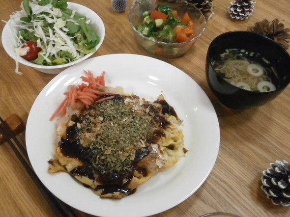 平和記念日でお好み焼き?夕食140806