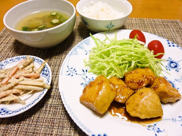 照り焼きチキンとごぼうサラダで晩ごはん♡