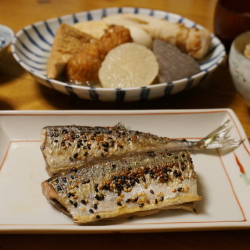 夕食☆関西風おでん×秋刀魚の胡麻焼き