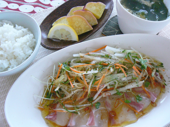 鯛のエスニック風カルパッチョの夕食献立