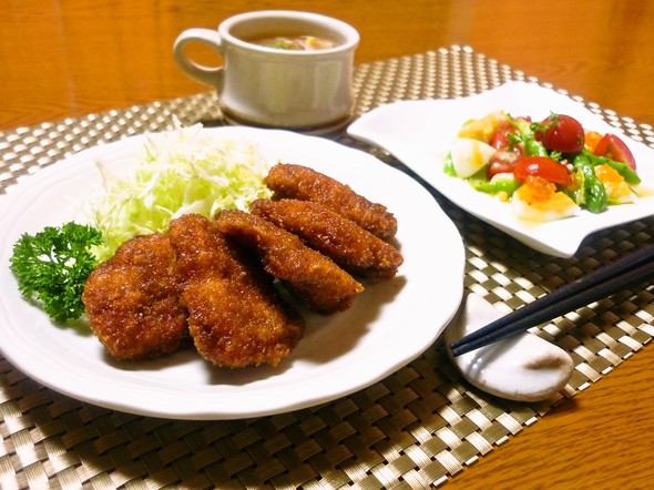 がっつりソースカツで夕食 by まりみぃ [クックパッド] みんながのせた献立