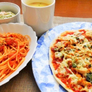 作り置きのトマトソースdeピザ＆パスタ