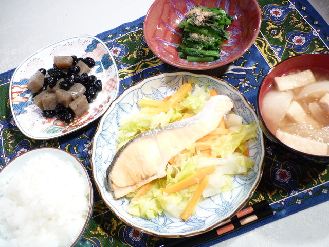 鮭と野菜の蒸煮メインの和食 By クレイプメートル クックパッド みんながのせた献立