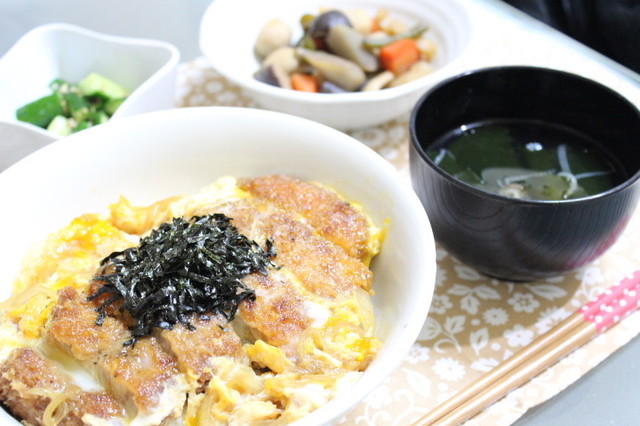 カツ丼と丼物の時のおかず By ａｎｎａ クックパッド みんながのせた献立