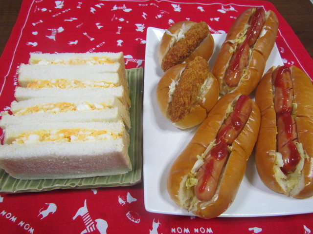 ガッツリ男子高校生弁当 パンの日 By まさたかまま クックパッド みんながのせた献立