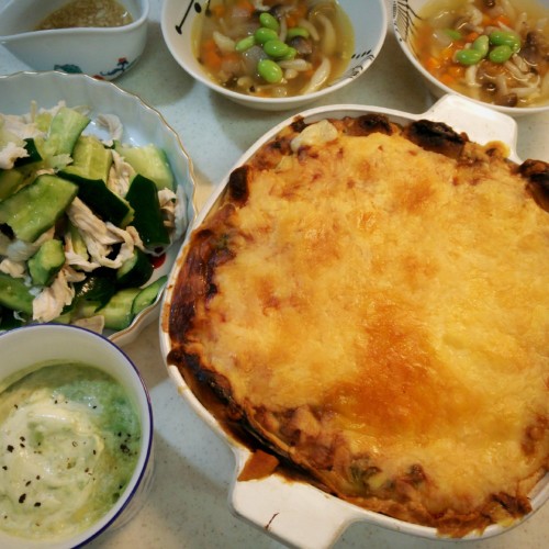 グラタンとスープとサラダ