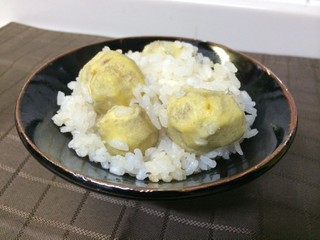 シェフ直伝 秋の味覚 簡単に炊ける栗ご飯 レシピ 作り方 By しるびー１９７８ クックパッド