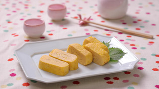 京風 ふわふわジュワ の薄口だし巻き卵 レシピ 作り方 By ゆちめちゃん クックパッド 簡単おいしいみんなのレシピが357万品