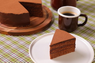 りぴ りぴ チョコレートケーキ レシピ 作り方 By まれ子 クックパッド 簡単おいしいみんなのレシピが350万品